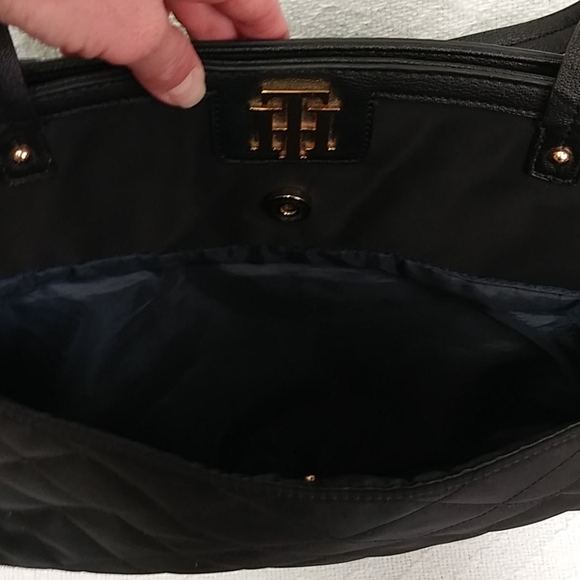 Tommy Hilfiger Quilted Black Gold Tote Bag - Picture 8 of 8